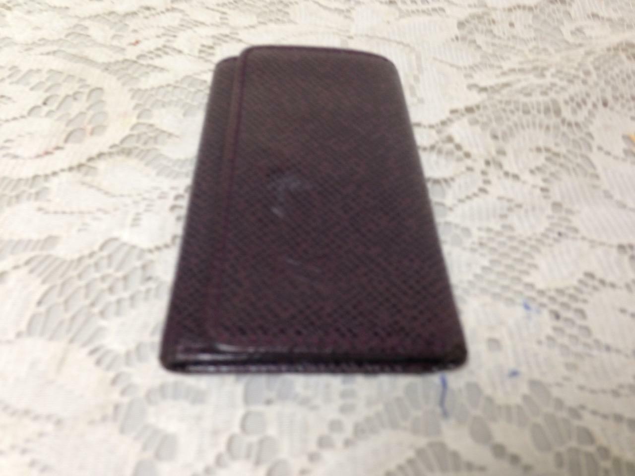 Authentic, Louis Vuitton, Burgundy Taiga Leather 4-Hooks Key Case 4.25in x 2.5in