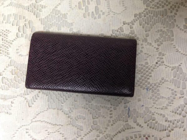 Authentic, Louis Vuitton, Burgundy Taiga Leather 4-Hooks Key Case 4.25in x 2.5in