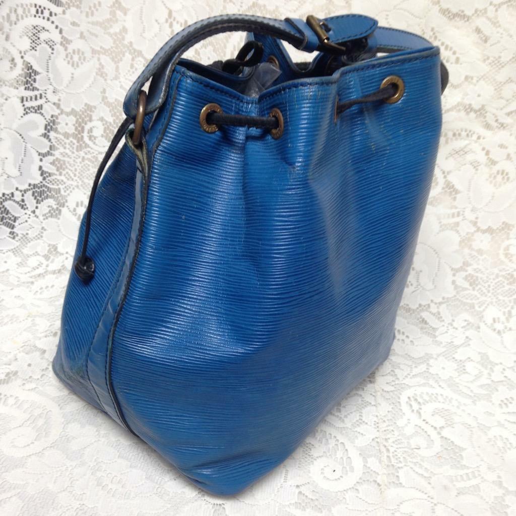 Louis Vuitton Blue Epi Leather Noe PM Draw String Shoulder Bag 15in x 10in x7in