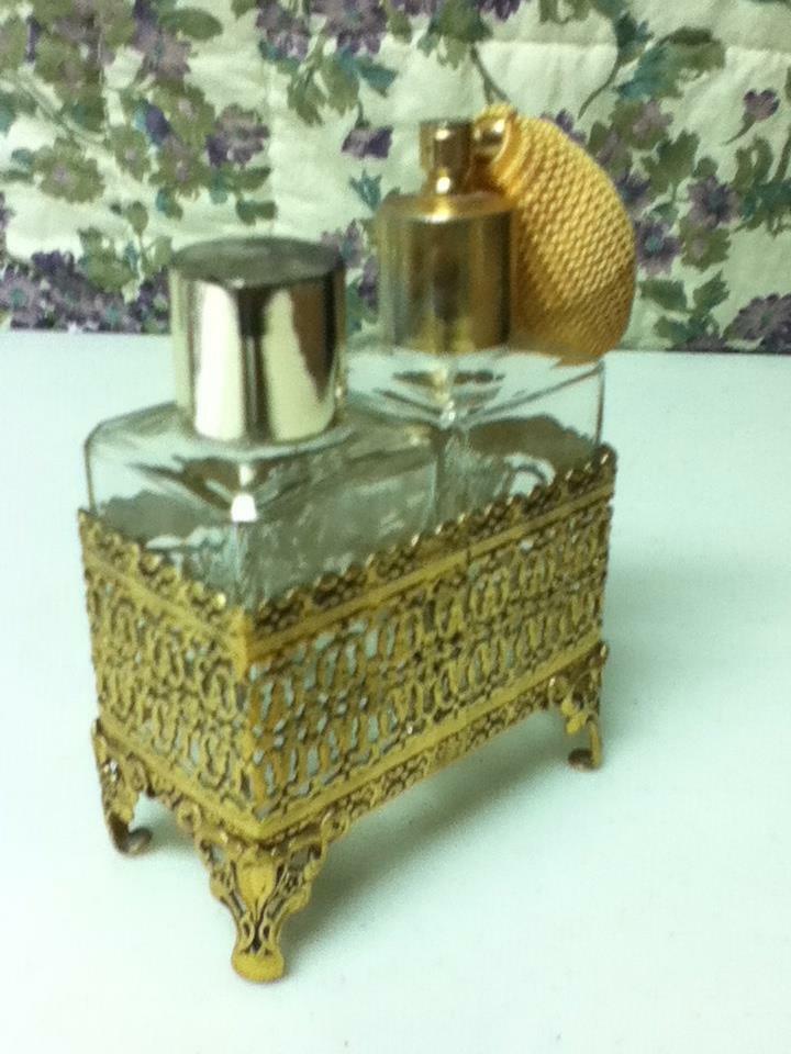 Vintage, 3-pc Set, 5in x 3.5in x 2in Perfume Bottles with Stand