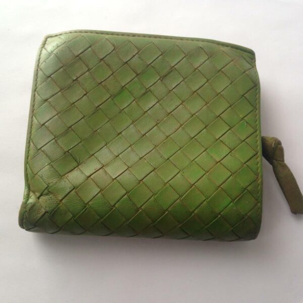 Authentic Bottega Veneta Green Leather Compact Wallet 4.5in x 4.5in