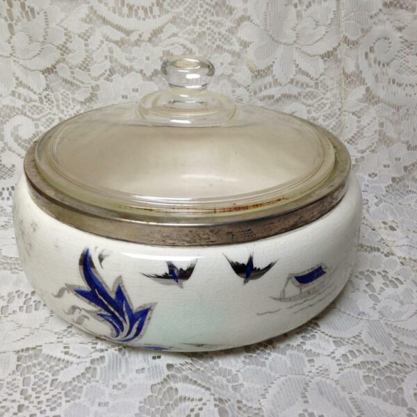 Vintage, England, Gaudy Blue Willow 2pc 9inx5.5in Soup Tureen-Pasta- Salad Bowl