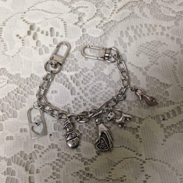 Beautiful, Silver Tone, 5- Charm Bracelet (Heart, Padlock, Cat, Shoes, Snowman)