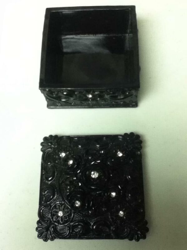 2-pc Black Lacquer Trinket Box with Rhinestones This is a beautiful trinket box