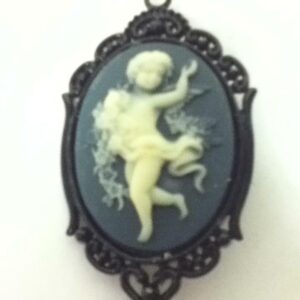 Black and Gray Cherub Cameo Brooch-Pendant with 925 Chain Necklace