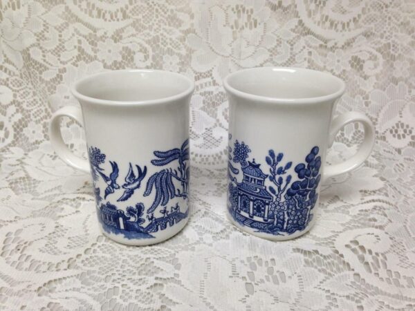 Vintage, English, Blue Willow 2pc Mug Set