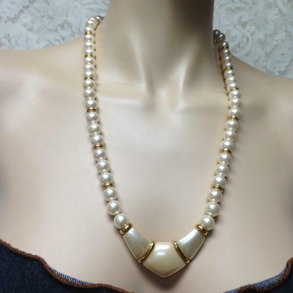 Vintage, Napier, Faux Pearl V-shape Pendant, 24in Necklace