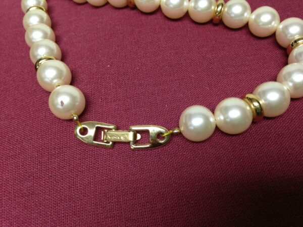 Vintage, Napier, Faux Pearl V-shape Pendant, 24in Necklace