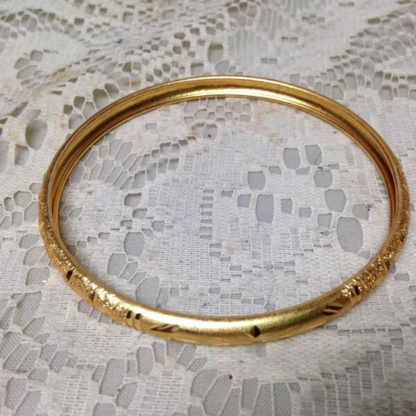 Elegant, Gold, 1/3-inch W -Etched Floral Design Size M-L 8in C Bangle Bracelet