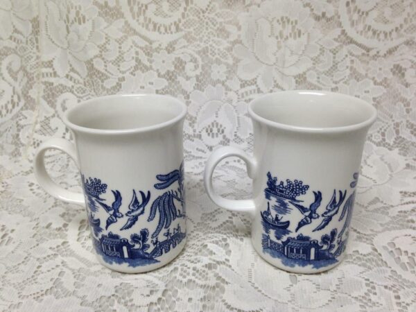 Vintage, English, Blue Willow 2pc Mug Set