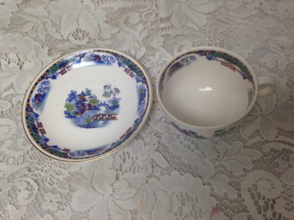 Vintage, England, Parrot Pattern, Variant, Gaudy Blue Willow Cup and Saucer (b)