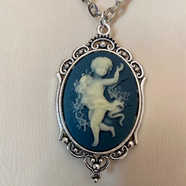 Vintage Grayish-Black Cameo of a Cherub 18in Silver Plated Pendant Necklace