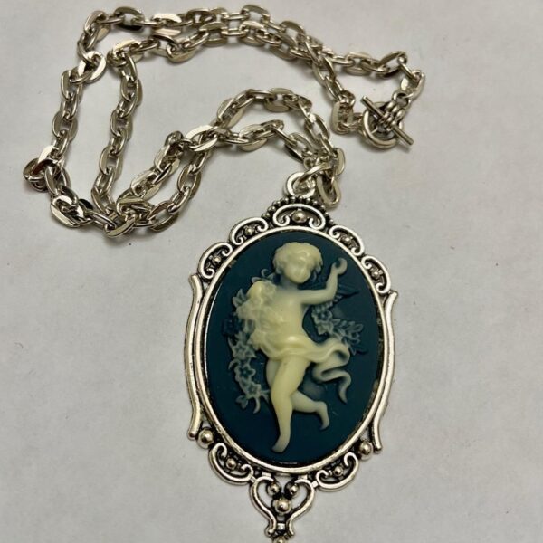 Vintage Grayish-Black Cameo of a Cherub 18in Silver Plated Pendant Necklace