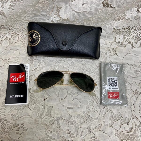 Ray-Ban Iridescent Blue -Black Sunglasses With Original Case