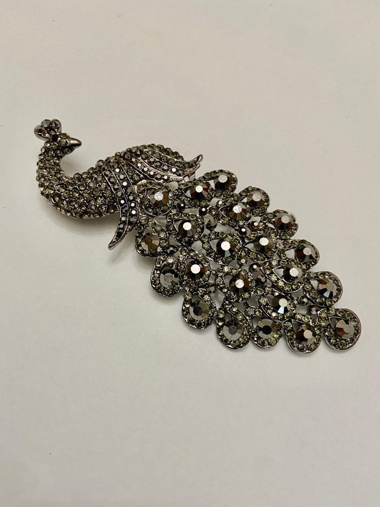 Elegant 5in x 2in Black Rhinestones Peacock Brooch-Pendant