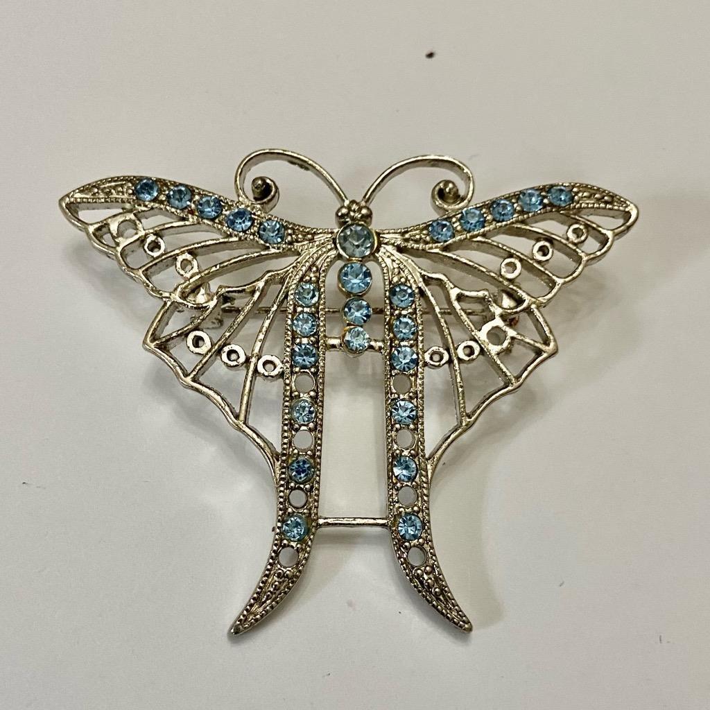 Vintage, Art Nouveau, Large, Silver Tone, Butterly Brooch-Pendant Necklace