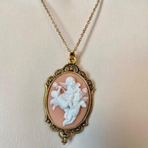 Vintage Pink Cameo of 3 Cherubs 18in Gold Plated Pendant Necklace