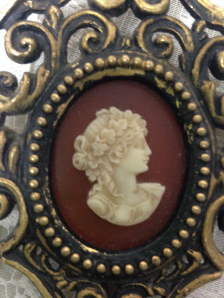 Vintage, Framed Cameo of a Lady Wall Decor, 4.5in x 3in