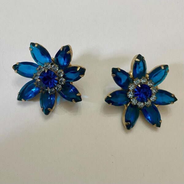 1950s Gorgeous Blue Floral Rhinestone Clip Earrings