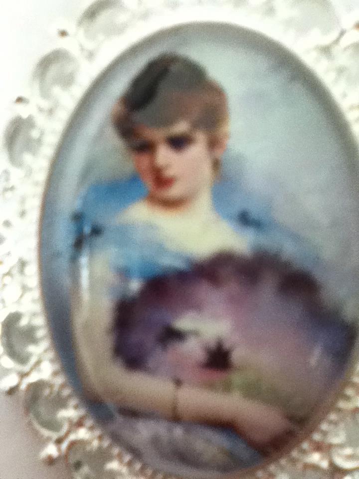 Glass Cabochon Cameo of Lady in White Gown Brooch-Pendant w/ 925 Chain Necklace