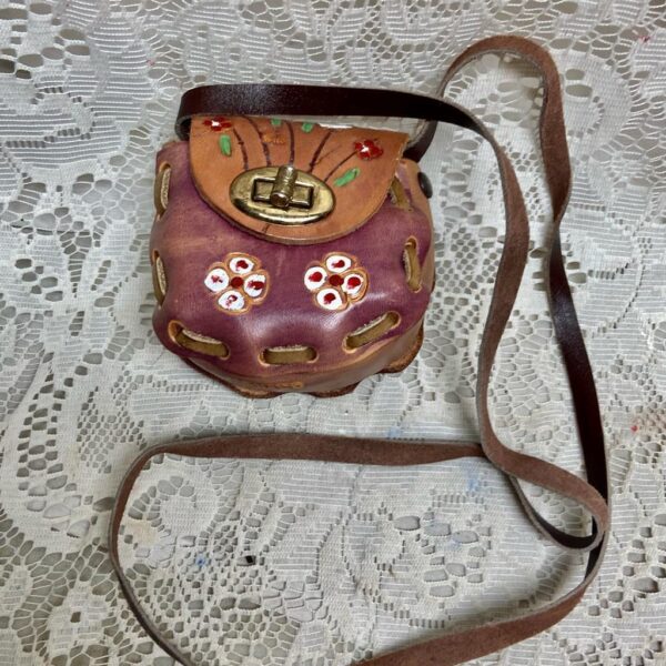 Vintage, Mexico Tooled Floral Leather CB-Shoulder Bag