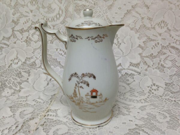 Antique, HGC, Germany, Gaudy Blue Willow, Small 15 oz Teapot or Coco Pot 6inx6in