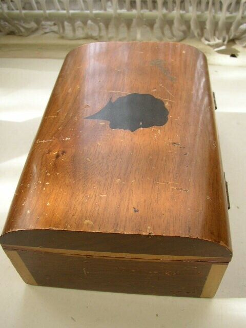 Vintage, Walnut – Lady Silhouette Jewelry Casket 7in x 5in x 3.5in