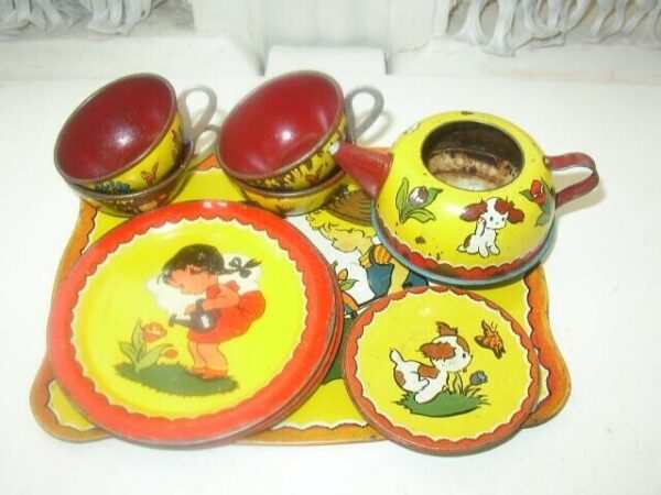 1940s #173 Boy-Girl in Garden, Ohio Art 14pc Tin Tea Set