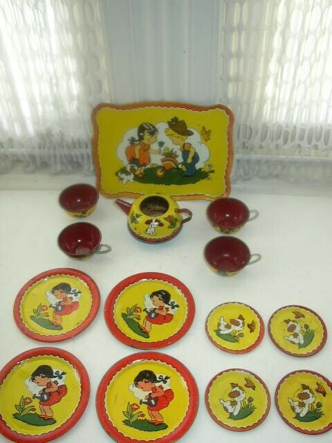 1940s #173 Boy-Girl in Garden, Ohio Art 14pc Tin Tea Set