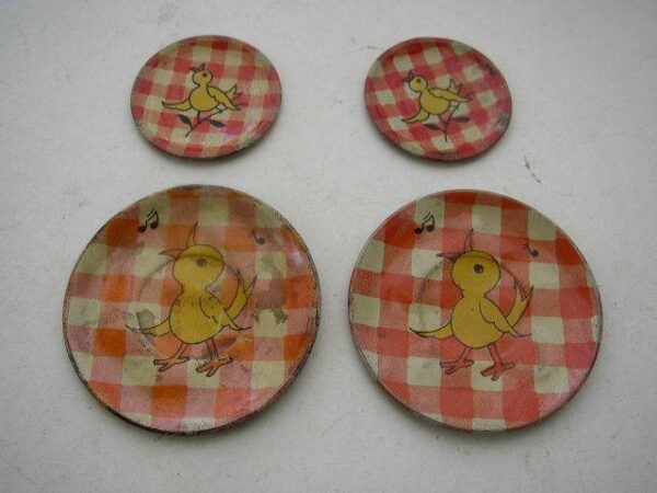 Rare, 1930s Ohio Art,, FB Peat's Humpty Dumpty 10-pc Child’s Tin Tea Set