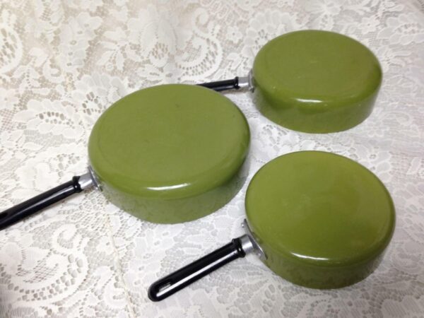 1960-70s Enamelware Style, 3pc Childs Tin Cookware Set- Just Like Mama