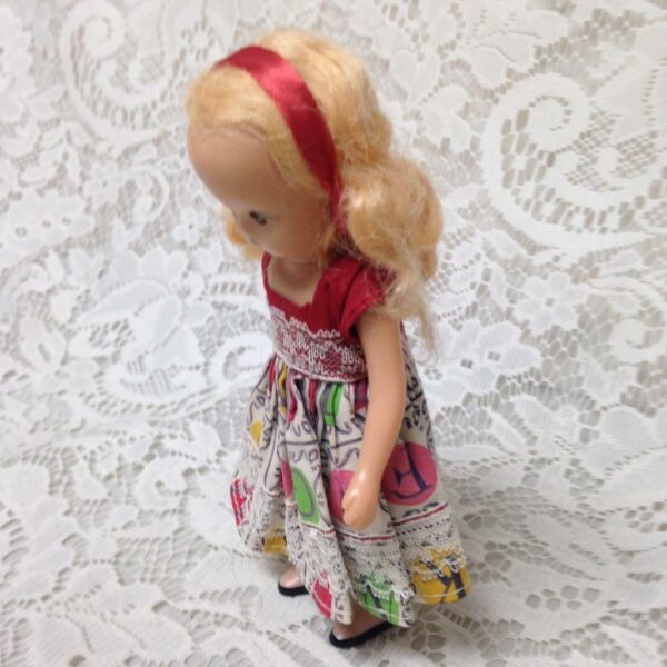 Vintage1940-50s 6in Nancy Ann Story Book Blond Doll in Red-Green Printed Dress