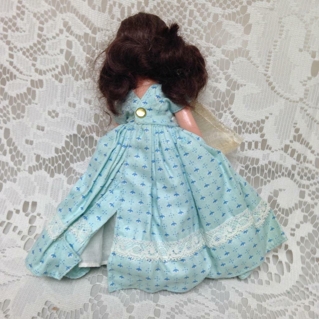 Vintage1940-50s 5.5in Nancy Ann Story Book Doll in Blue Printed Dress w/ Apron