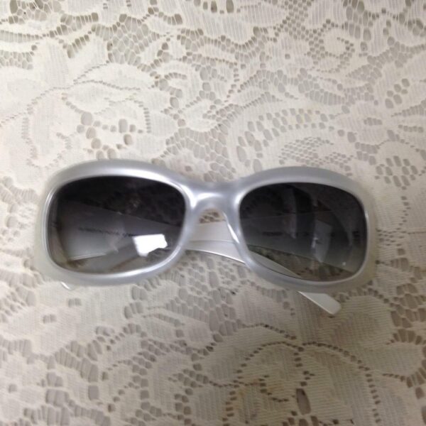 Fendi FS299RI, Cold Insert Sun Glasses with Original Case