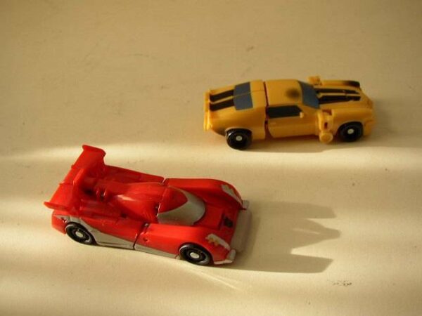 Lot of 2 Yellow and Red Car Transformers (#02)