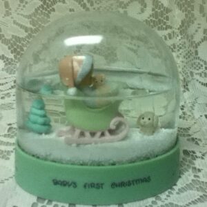 1990 Precious Moments, Baby's First Christmas, 4inx4in Snow Bubble Glass Dome