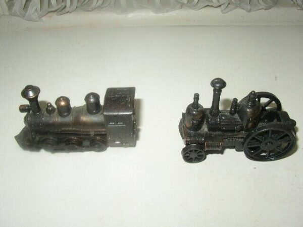 2-pc Metal Mini -3in, Toy-Sharpeners: Fire Engine-Locomotive