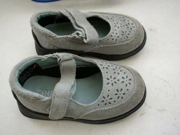 Beautiful, Pre-owned Gymboree Size-6 Girl Suede Leather Shoes