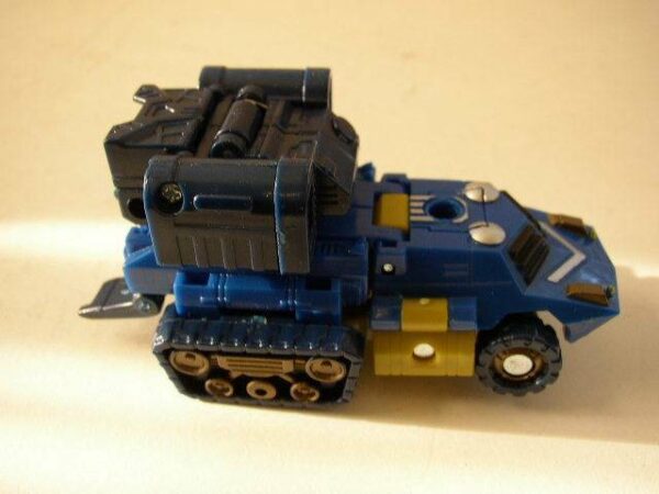 Lot of 2 Yellow and Blue Car Transformers (#03)