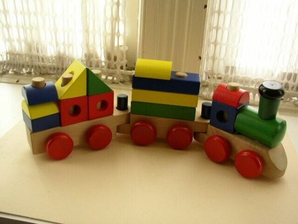 Melissa & Doug's, Large, 18-pc Classic Stacking Wooden Toy Train # 572