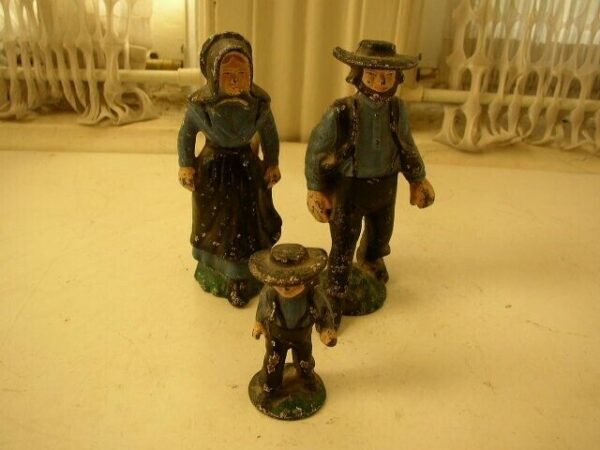 Vintage, Rare, 3-pc Cast Iron Amish Family