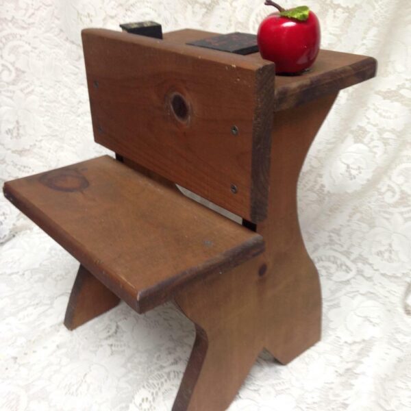 Vintage, Wooden Doll's or Bear Desks 15in x 12.5in x 11.5in