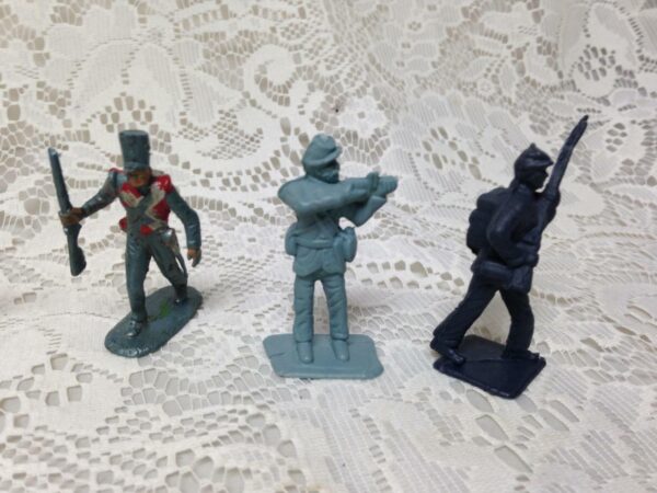 Vintage, Painted, 5-pcs Miniature Soldiers 2 to 2.5in each (#9)