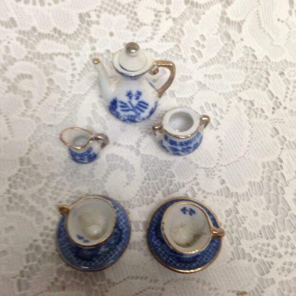 Vintage, Norcross, Blue Willow 8pc Doll House - Miniature Tea Set for 2