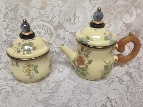 1983 Victoria n Richard MacKenzie Childs Beige Floral Enamelware 7pc Tea Set