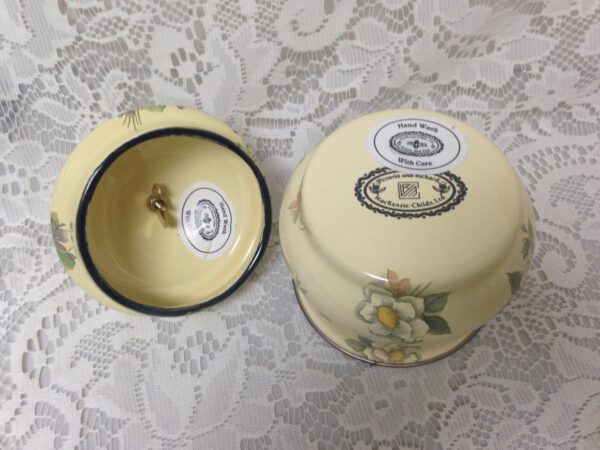 1983 Victoria n Richard MacKenzie Childs Beige Floral Enamelware 7pc Tea Set