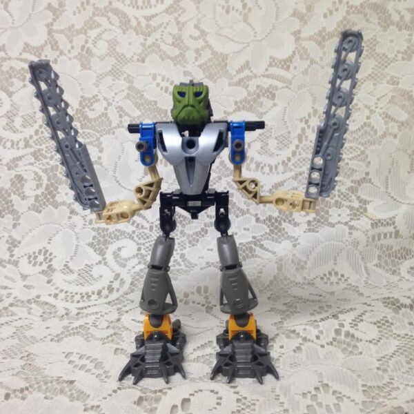 Vintage, Rare, Lego, Bionicle Green Head Robot 8in x 6.5in x 2.25in (B)