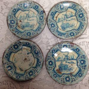 1940s Wolverine, Delft 4-pc Child's Tin Plates