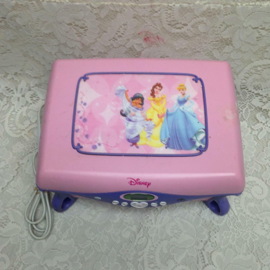 2004 Disney Princesses Electric CD Jukebox Player 7in x 11in x 8in