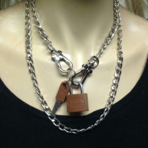 Vintage Chaps Lauren Padlock-2Keys Charm-Pendant 40in Silver Tone Chain Necklace